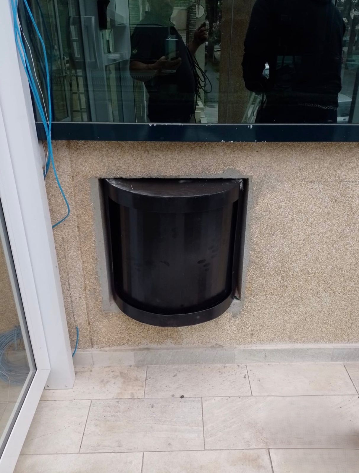 passa-volumes giratório